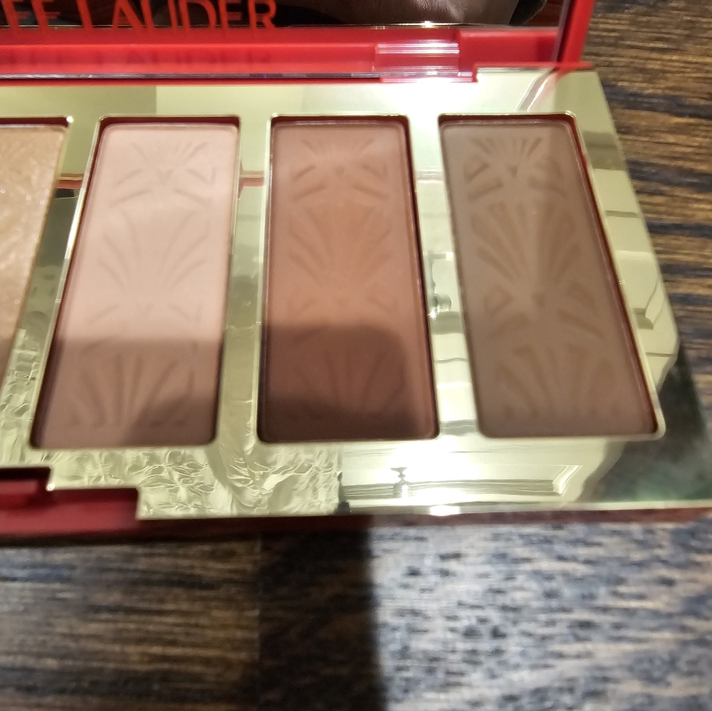 Estee Lauder Makeup Bundle Eyeshadow Lipstick and Lip Gloss - Picture 6 of 10